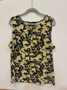 Evan Picone Yellow Floral Sleeveless Top with Keyhole Neck — Size XL (EUC)